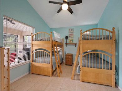 Family Friendly Home 2 Blocks to Beach!